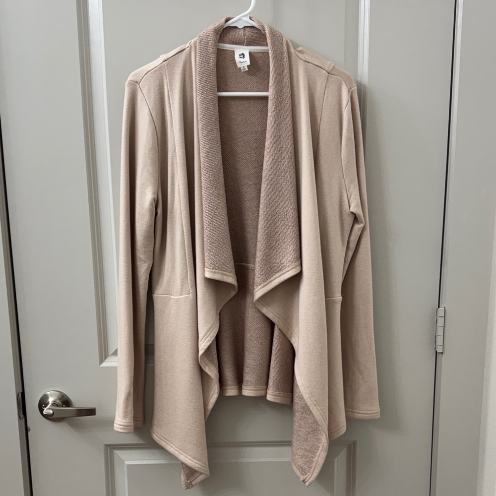 Elegant Beige Open Front Cardigan with Pockets